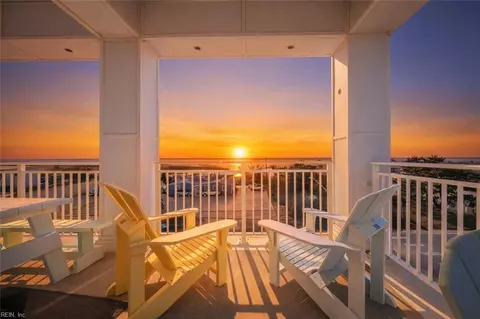 3700 Sandpiper Rd #217, Virginia Beach, VA 23456