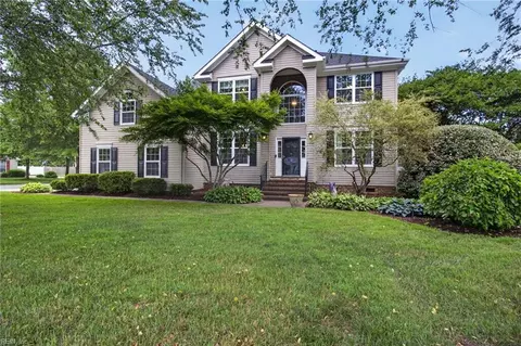 3872 River Oak Cir, Virginia Beach, VA 23456