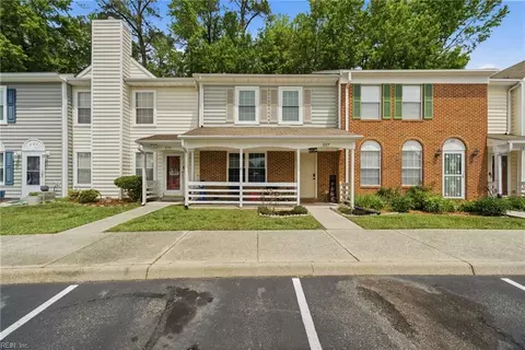 227 Whitewater Dr, Newport News, VA 23608