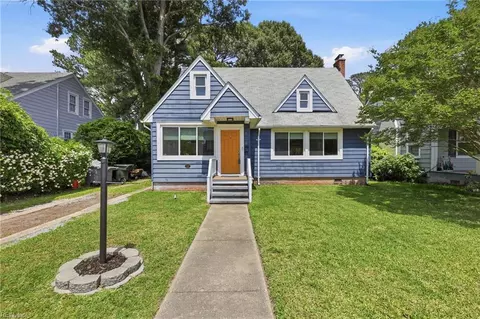 118 Pochin Pl, Hampton, VA 23661