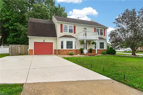 1440 New Mill Dr, Chesapeake, VA 23322