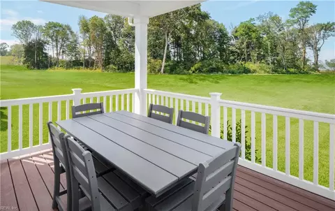 Exterior - 213 Tinker St, Chesapeake, VA 23322 photo 2 of 2