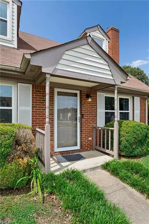 Exterior - 74 Westview Dr, Hampton, VA 23666 photo 3 of 9