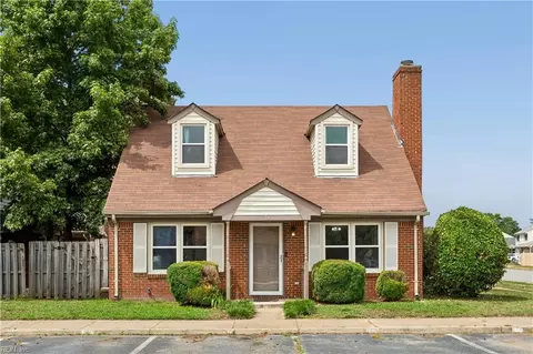 Exterior - 74 Westview Dr, Hampton, VA 23666 photo 2 of 9