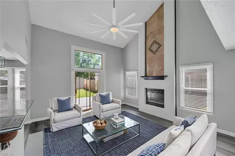 3212 Winterberry Ct, Virginia Beach, VA 23453