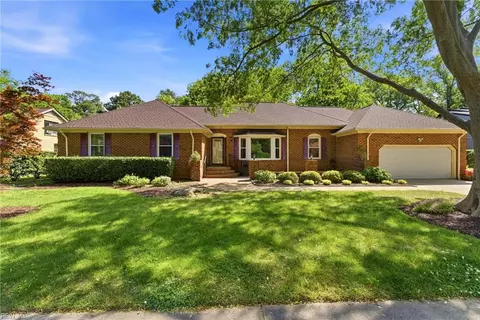5413 Hargrove Blvd, Virginia Beach, VA 23464