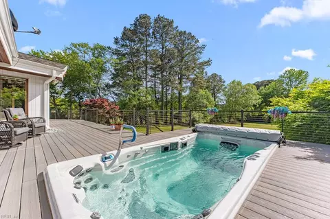 Exterior - 6078 Harmantown Rd, Machipongo, VA 23405 photo 5 of 12