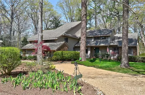3336 Whippoorwill Pt, Virginia Beach, VA 23452