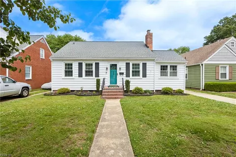 Exterior - 140 Robinson Rd, Hampton, VA 23661 photo 1 of 6