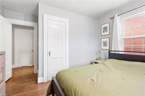 Bedroom - 140 Robinson Rd, Hampton, VA 23661 photo 2 of 5