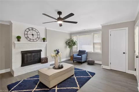314 Rockbridge Rd, Portsmouth, VA 23707