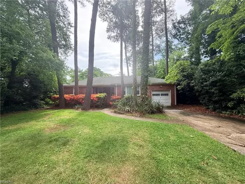 8548 Lawson Ave, Norfolk, VA 23503