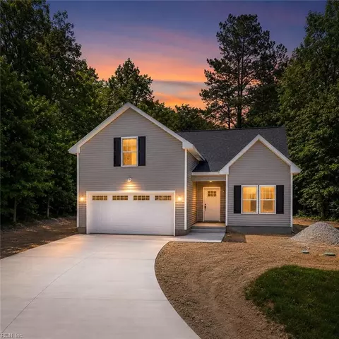 23205 Scottswood Dr, Franklin, VA 23851