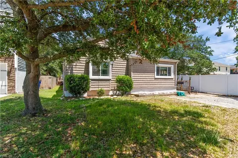 856 Little Bay Ave, Norfolk, VA 23503