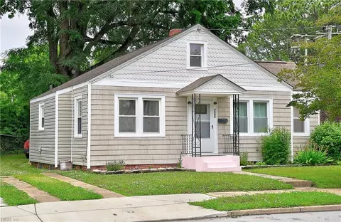 1092 Norview Ave, Norfolk, VA 23513