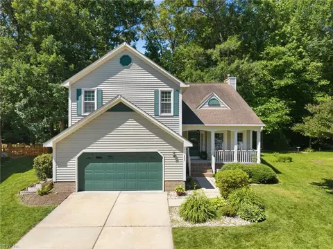 533 Broad Bend Cir, Chesapeake, VA 23320