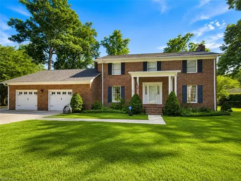 113 Beechwood Dr, Franklin, VA 23851