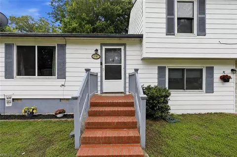 3787 Towne Point Rd, Portsmouth, VA 23703