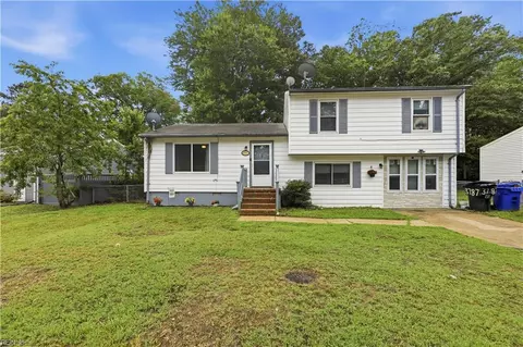 3787 Towne Point Rd, Portsmouth, VA 23703
