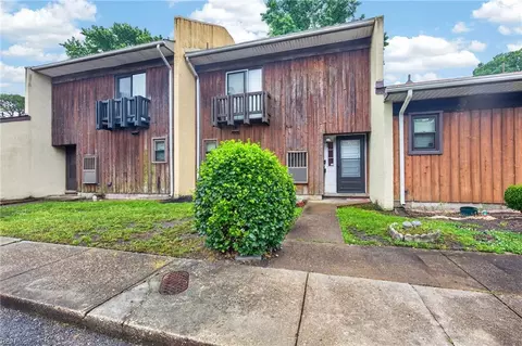1435 Longdale Dr, Norfolk, VA 23513