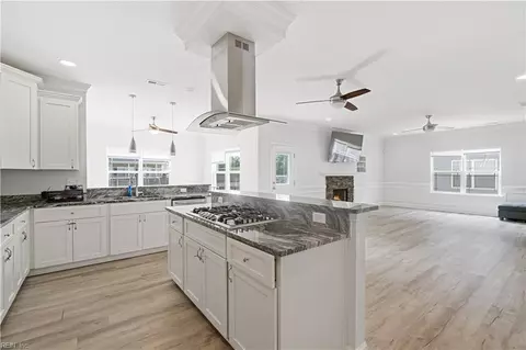 Other - 964 N King St, Hampton, VA 23669 photo 2 of 6