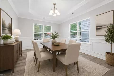 Dining - 964 N King St, Hampton, VA 23669 photo 1 of 1