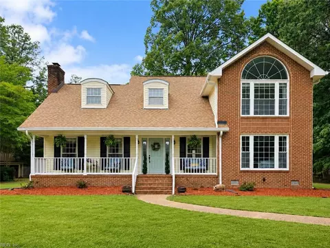 123 Barclay Cres, Smithfield, VA 23430