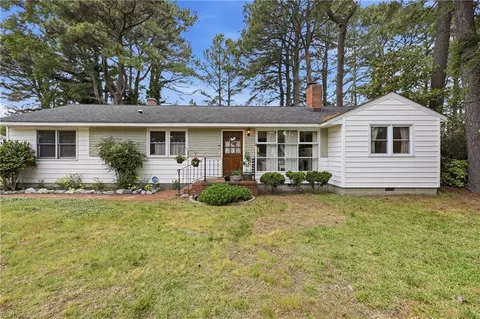 10181 Pine Ave, Nassawadox, VA 23413