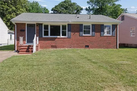 Exterior - 2023 Richard Ave, Hampton, VA 23664 photo 2 of 6