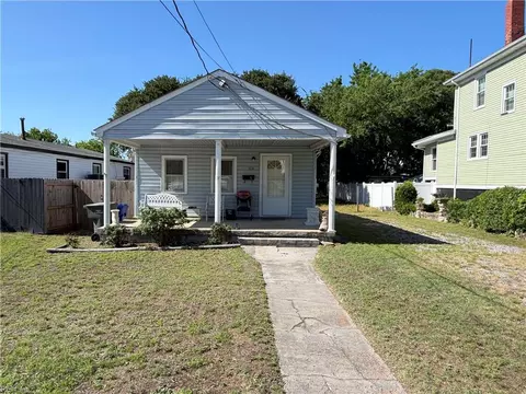 1114 Little Bay Ave, Norfolk, VA 23503