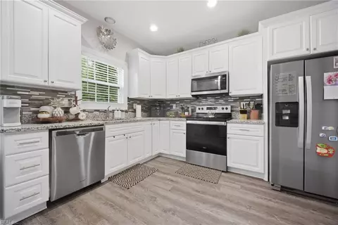 Kitchen - 916 Mason St, Hampton, VA 23669 photo 1 of 1