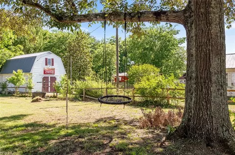 Exterior - 2720 Rolfe Hwy, Dendron, VA 23839 photo 2 of 15