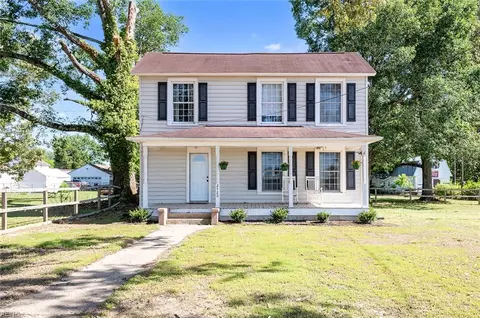 Exterior - 2720 Rolfe Hwy, Dendron, VA 23839 photo 4 of 15