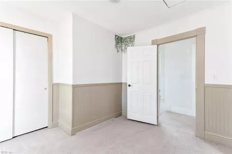 Bedroom - 2720 Rolfe Hwy, Dendron, VA 23839 photo 2 of 6