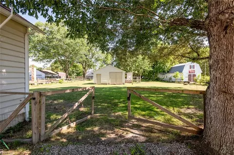 Exterior - 2720 Rolfe Hwy, Dendron, VA 23839 photo 9 of 15