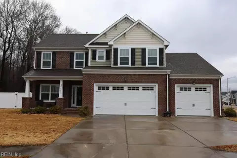 3213 Hector Ln, Chesapeake, VA 23323