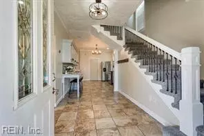 Entry Way - 415 Lee St, Hampton, VA 23669 photo 1 of 4
