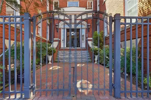 429 W York St #3-D, Norfolk, VA 23510