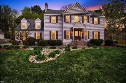 111 Manassas Loop, Yorktown, VA 23693