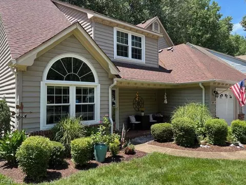 1005 Winged Foot Ct #A, Chesapeake, VA 23320
