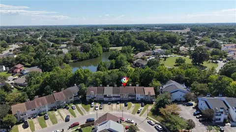 719 Waters Dr, Virginia Beach, VA 23462