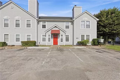 351 Fort Worth Ave #102, Norfolk, VA 23505