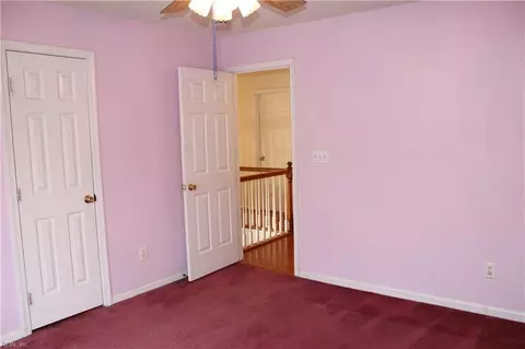 Bedroom - 54 Locksley Dr, Hampton, VA 23666 photo 10 of 10