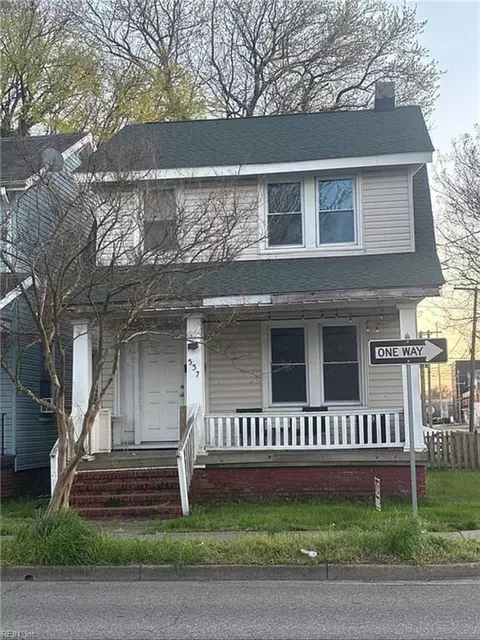 537 W 27th St, Norfolk, VA 23517