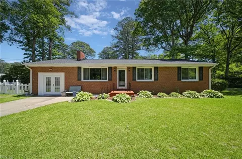 4021 Tanglewood Trl, Chesapeake, VA 23325