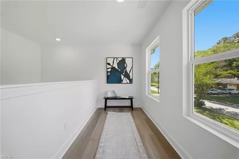 Entry Way - 128 Blake Rd, Norfolk, VA 23505 photo 7 of 9
