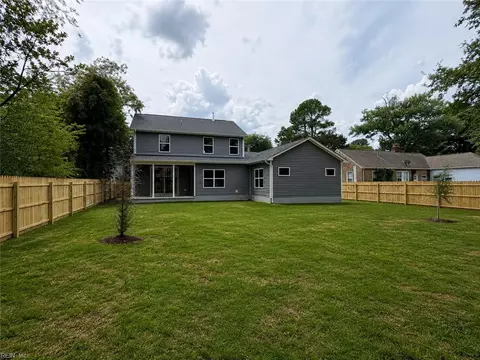Exterior - 128 Blake Rd, Norfolk, VA 23505 photo 8 of 8