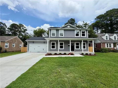 Exterior - 128 Blake Rd, Norfolk, VA 23505 photo 4 of 8