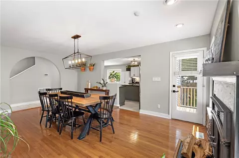 Dining - 3 Hunter Trce, Hampton, VA 23669 photo 2 of 2