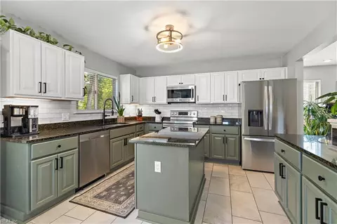 Kitchen - 3 Hunter Trce, Hampton, VA 23669 photo 2 of 3